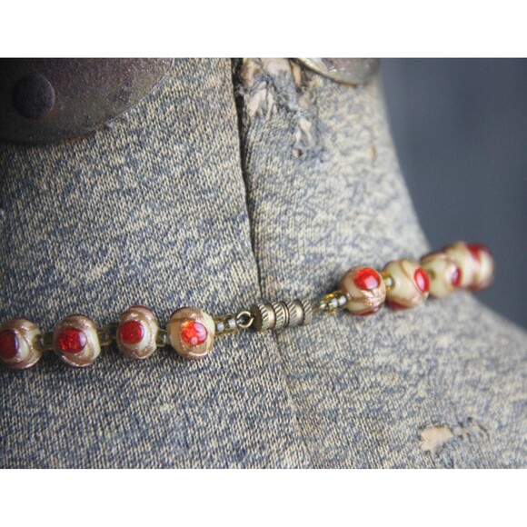 Gorgeous Old Italian Glass Red Eye Gold Embellished Bead Wedding Cake Necklace - Picture 5 of 5